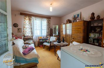 Casă - 3 camere de vanzare EXTERIOR NORD - Covasna anunturi imobiliare Covasna