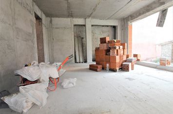 Apartament 3 camere de vanzare DOMENII - Bucuresti anunturi imobiliare Bucuresti