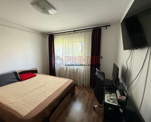 Apartament 3 camere Oltenitei, 70 mp