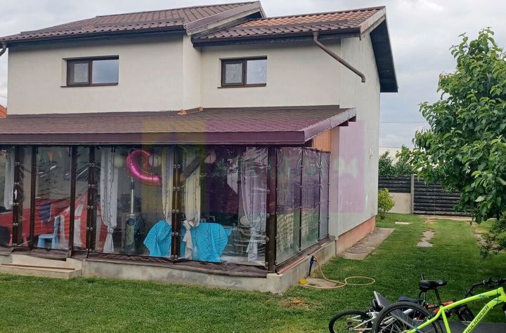 Săbăreni, casă 2011, P+M 4 camere + dependințe, curte 500 mp anunturi imobiliare Giurgiu