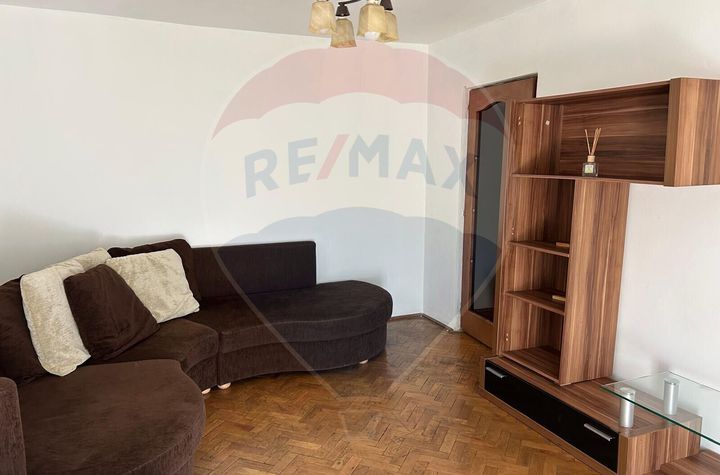 Apartament cu 3 camere decomandate de inchiriat pe Calea Floresti anunturi imobiliare Cluj