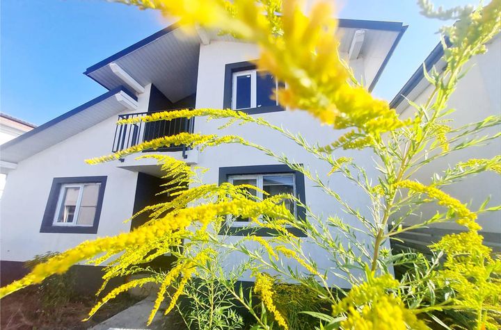 Casă - 5 camere de vanzare EXTERIOR EST - Brasov anunturi imobiliare Brasov