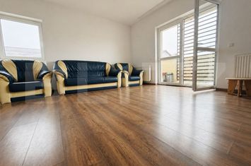 Apartament 2 camere de vanzare TRACTORU - Brasov anunturi imobiliare Brasov