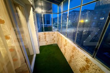 Apartament 3 camere de vanzare ORADEA - Bihor anunturi imobiliare Bihor