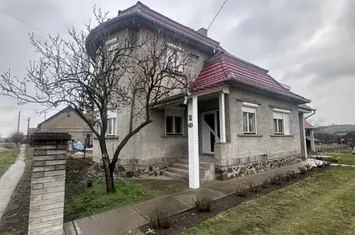 Vilă - 6 camere de vanzare SACASENI - Satu Mare anunturi imobiliare Satu Mare