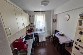 Apartament cu 3 camere - Frunzei anunturi imobiliare Sibiu