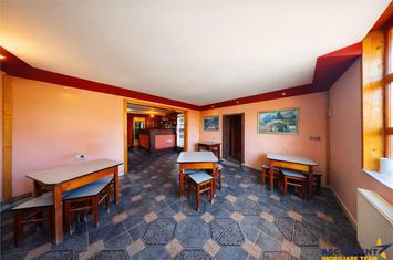 Casă - 11 camere de vanzare BERENI - Mures anunturi imobiliare Mures