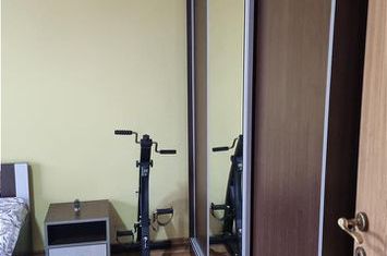 Apartament 4 camere de vanzare OSTROVENI - Valcea anunturi imobiliare Valcea