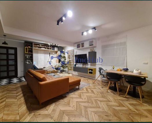 Vilă 4 cam Bucium, 93 mp, P+1