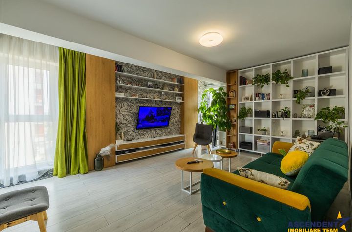 Apartament 3 camere de vanzare TRACTORUL - Brasov anunturi imobiliare Brasov