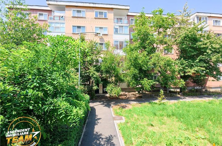 Apartament 3 camere de vanzare LENIN - Covasna anunturi imobiliare Covasna