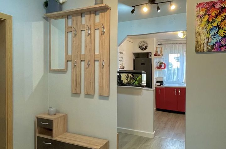 Apartament 3 camere de vanzare CIRCUMVALATIUNII - Timis anunturi imobiliare Timis