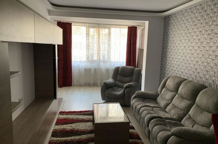 Apartament 3 camere de vanzare TRACTORUL - Brasov anunturi imobiliare Brasov