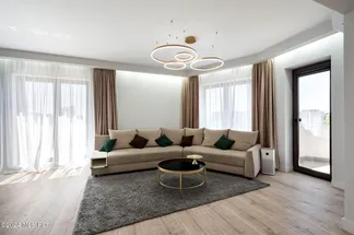 Apartament 3 camere de vânzare Bucuresti - Calarasilor