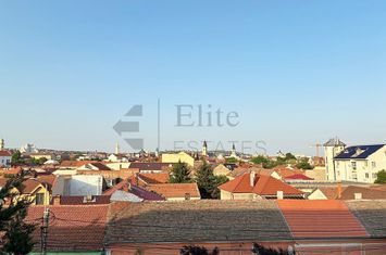 Apartament decomandat cu 2 camere central in Oradea anunturi imobiliare Bihor
