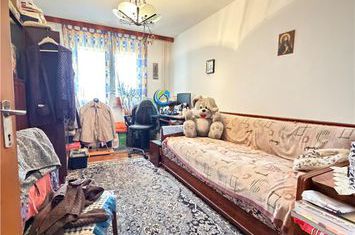 Apartament 3 camere de vanzare ASTRA - Brasov anunturi imobiliare Brasov