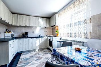 Casă - 5 camere de vanzare EXTERIOR EST - Brasov anunturi imobiliare Brasov