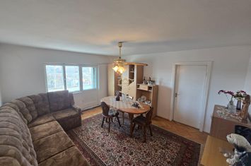 Apartament 3 camere de vanzare MICRO 16 - Satu Mare anunturi imobiliare Satu Mare