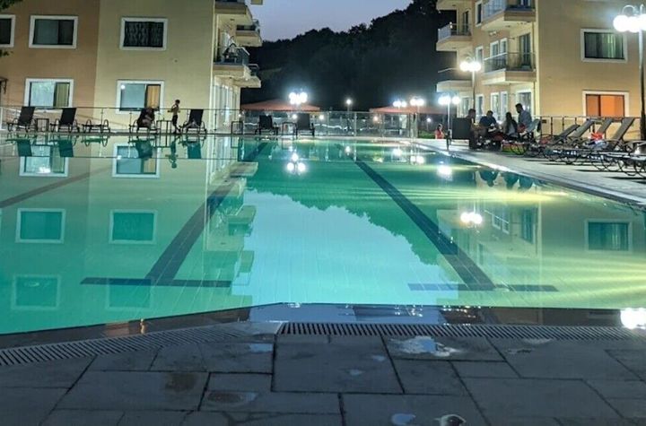 VANZARE 3 CAMERE COMPLEX CU PISCINA-IANCU NICOLAE anunturi imobiliare Bucuresti