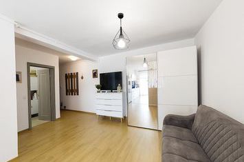 Apartament 2 camere de vanzare EXTERIOR EST - Brasov anunturi imobiliare Brasov