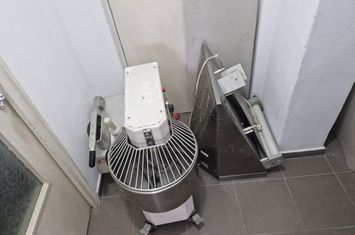 Spațiu comercial de vanzare CUGIR - Alba anunturi imobiliare Alba