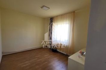 Casa individuala de caramida,3 camere si teren de 800 mp,Parta anunturi imobiliare Timis