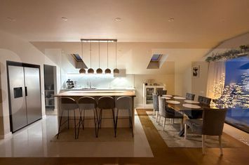 Casă - 5 camere de vanzare CLUJ-NAPOCA - Cluj anunturi imobiliare Cluj