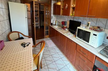 Apartament 2 camere de vanzare CENTRAL - Vrancea anunturi imobiliare Vrancea