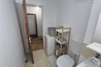 Apartament 3 camere de vanzare CENTRUL CIVIC - Brasov anunturi imobiliare Brasov