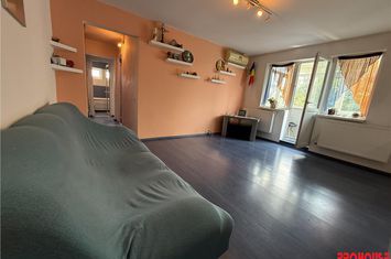 Apartament 3 camere de vanzare STEFAN CEL MARE - Bacau anunturi imobiliare Bacau