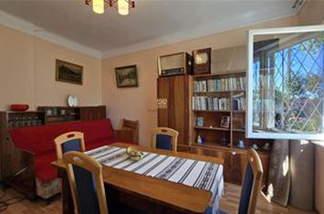 Casă - 3 camere de inchiriat ULTRACENTRAL - Suceava anunturi imobiliare Suceava
