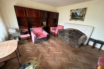 Apartament 3 camere de vanzare TARGOVISTE - Dambovita anunturi imobiliare Dambovita
