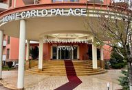 275.000 €, Apartament 4 camere