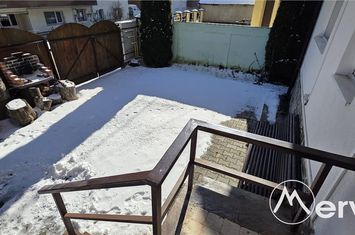 Apartament 3 camere de vanzare BUSTENI - Prahova anunturi imobiliare Prahova