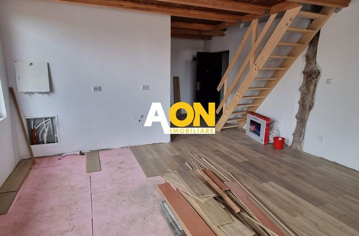 De vanzare apartament 2 camere, scara interioara, Centru anunturi imobiliare Alba