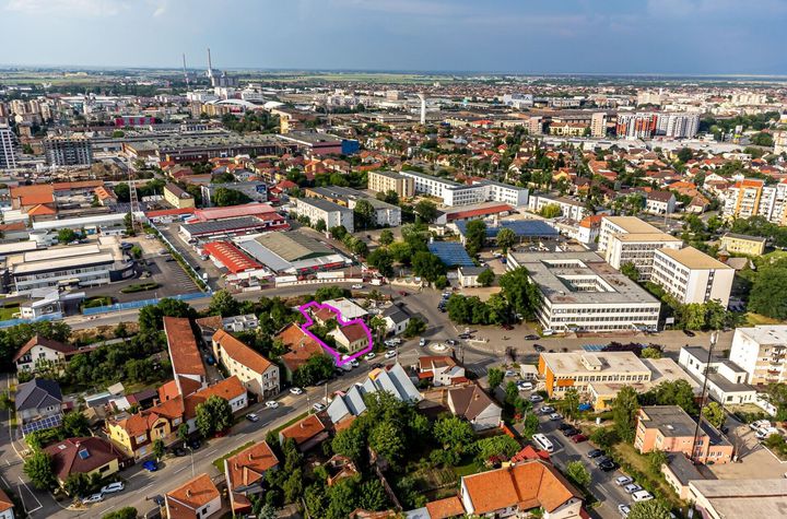 Casă cu potențial comercial,  lângă Spitalul Județean Arad. anunturi imobiliare Arad