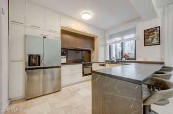 Vila Pipera in proximitate Porsche Nord-Campul Pipera - Pipera pod anunturi imobiliare Bucuresti