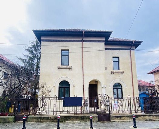 Casă 9 cam Floreasca, 334 mp