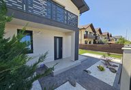 120.000 €, Vilă