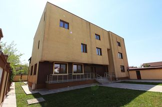 Vilă 12 cam de închiriat Bucuresti - Baneasa