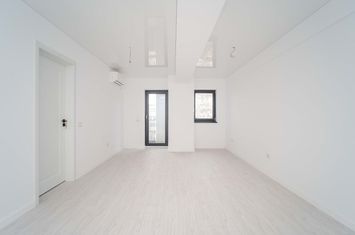 APARTAMENT SPATIOS CU MUTARE IMEDIATA, BLOC NOU, FINALIZAT, NICOLINA anunturi imobiliare Iasi