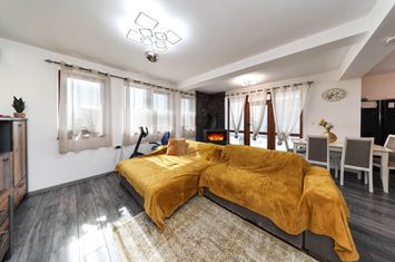 Casă Individuală Modernă de Vânzare | Sânpetru, Brașov anunturi imobiliare Brasov