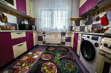 Vilă - 5 camere de vanzare BALTENI - Iasi anunturi imobiliare Iasi