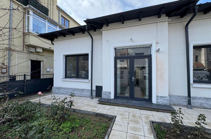 Inchiriere casa 130mp sase camere curte generoasa Cotroceni ideala firma/rezidenta anunturi imobiliare Bucuresti