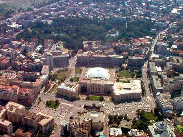 Centrul Bucureştiului, vândut la preţuri de Prima Casă. Şi totuşi, clienţii sunt puţini.