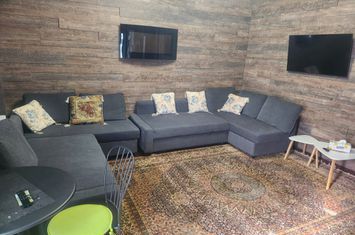 Apartament cu 3 camere de vânzare în Sinaia - Zona Furnica anunturi imobiliare Prahova