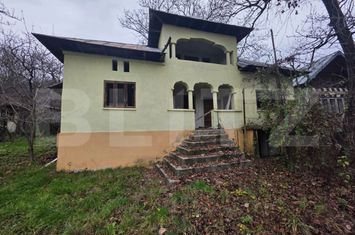 Casă - 4 camere de vanzare TARGOVISTE - Dambovita anunturi imobiliare Dambovita
