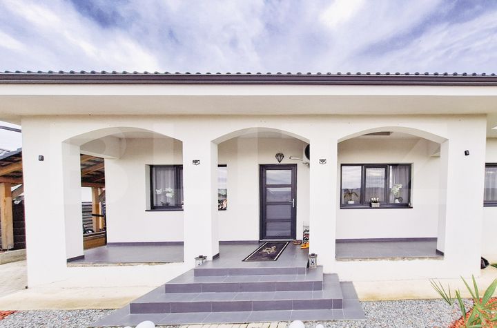 Casă - 4 camere de vanzare JUCU DE SUS - Cluj anunturi imobiliare Cluj