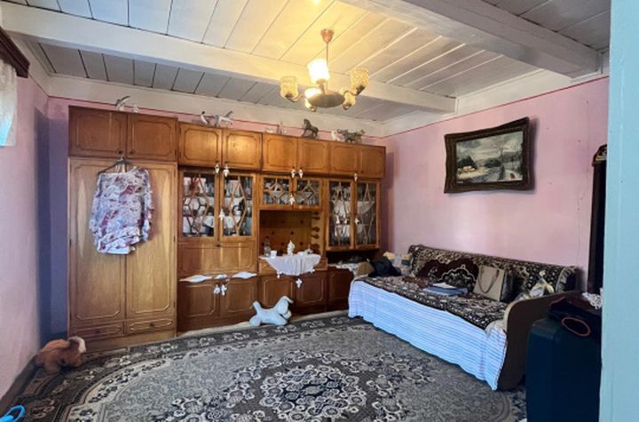 Casă - 3 camere de vanzare SIRET - Suceava anunturi imobiliare Suceava