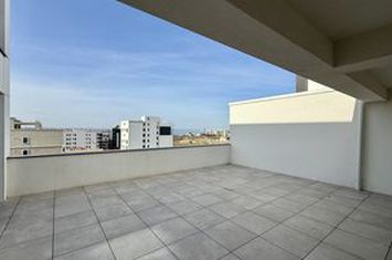 Apartament 3 camere de vanzare UNIVERSITATE - Constanta anunturi imobiliare Constanta